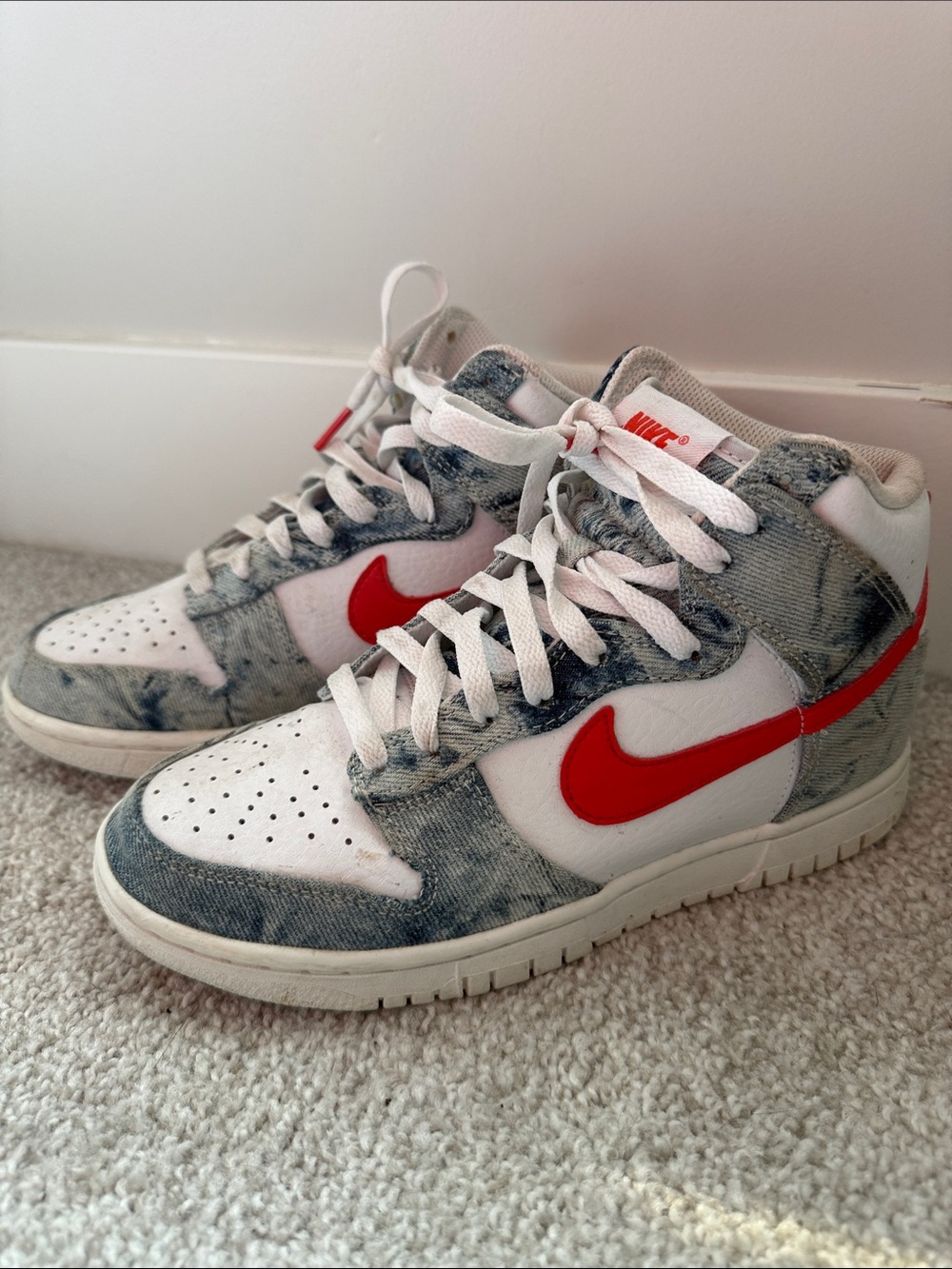 Nike High-Top Sneakers in White, Denim and Red